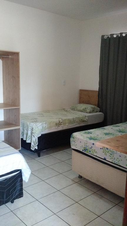 Dormitorio Canarinho Goiânia Eksteriør bilde
