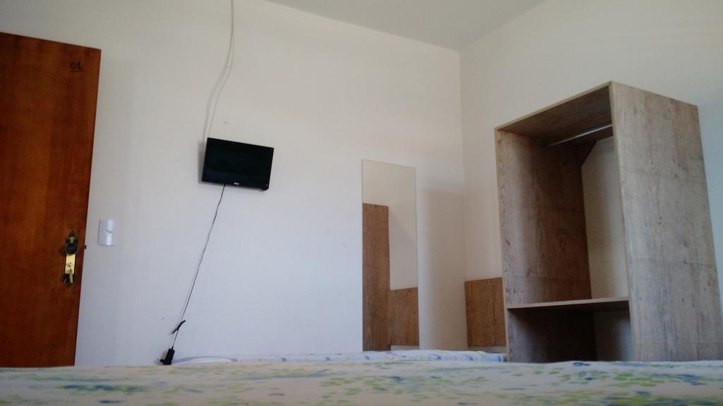 Dormitorio Canarinho Goiânia Eksteriør bilde