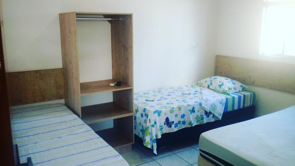 Dormitorio Canarinho Goiânia Eksteriør bilde