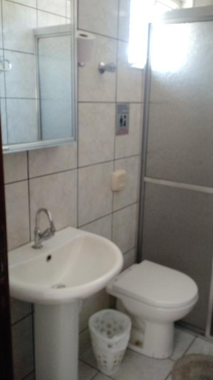 Dormitorio Canarinho Goiânia Eksteriør bilde
